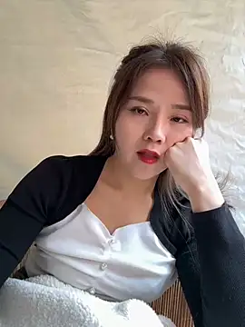 Snapshot of Efangfang chatting on 8, 1, 2025 Efangfang online show from 8, 1, 2025