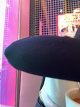 Snapshot of Efangfang chatting on 8, 1, 2025 Efangfang online show from 8, 1, 2025