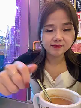 Snapshot of Efangfang chatting on 9, 1, 2025 Efangfang online show from 9, 1, 2025