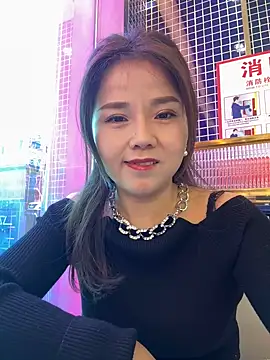 Snapshot of Efangfang chatting on 10, 1, 2025 Efangfang online show from 10, 1, 2025