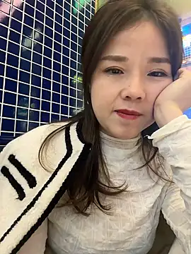 Snapshot of Efangfang chatting on 11, 1, 2025 Efangfang online show from 11, 1, 2025