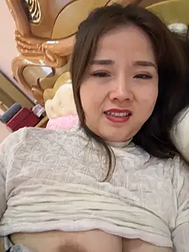 Snapshot of Efangfang chatting on 2, 2, 2025 Efangfang online show from 2, 2, 2025