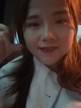 Snapshot of Efangfang chatting on 3, 2, 2025 Efangfang online show from 3, 2, 2025