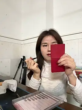 Snapshot of Efangfang chatting on 5, 2, 2025 Efangfang online show from 5, 2, 2025