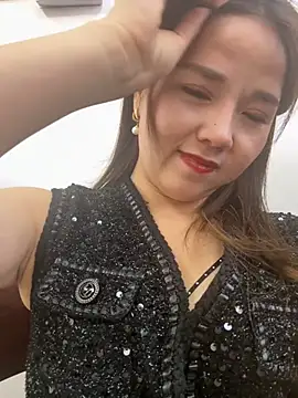 Snapshot of Efangfang chatting on 21, 2, 2025 Efangfang online show from 21, 2, 2025