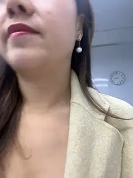 Snapshot of Efangfang chatting on 23, 2, 2025 Efangfang online show from 23, 2, 2025