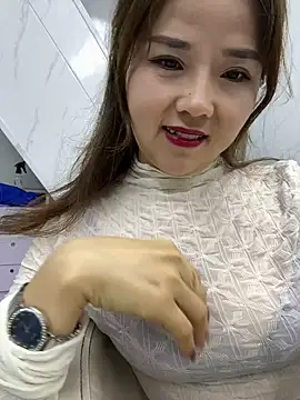 Snapshot of Efangfang chatting on 4, 3, 2025 Efangfang online show from 4, 3, 2025