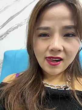 Snapshot of Efangfang chatting on 5, 3, 2025 Efangfang online show from 5, 3, 2025