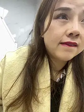 Snapshot of Efangfang chatting on 5, 3, 2025 Efangfang online show from 5, 3, 2025