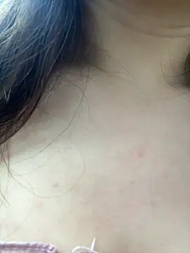 Snapshot of Efangfang chatting on 6, 3, 2025 Efangfang online show from 6, 3, 2025