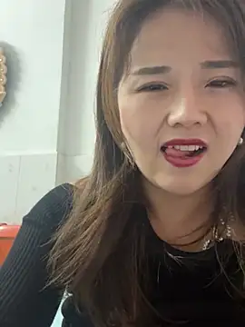 Snapshot of Efangfang chatting on 7, 3, 2025 Efangfang online show from 7, 3, 2025