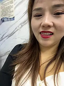 Snapshot of Efangfang chatting on 8, 3, 2025 Efangfang online show from 8, 3, 2025