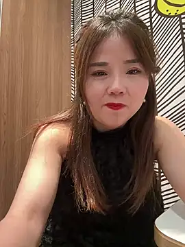 Snapshot of Efangfang chatting on 20, 3, 2025 Efangfang online show from 20, 3, 2025