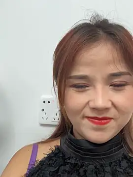 Snapshot of Efangfang chatting on 15, 9, 2025 Efangfang online show from 15, 9, 2025