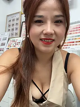 Snapshot of Efangfang chatting on 19, 9, 2025 Efangfang online show from 19, 9, 2025