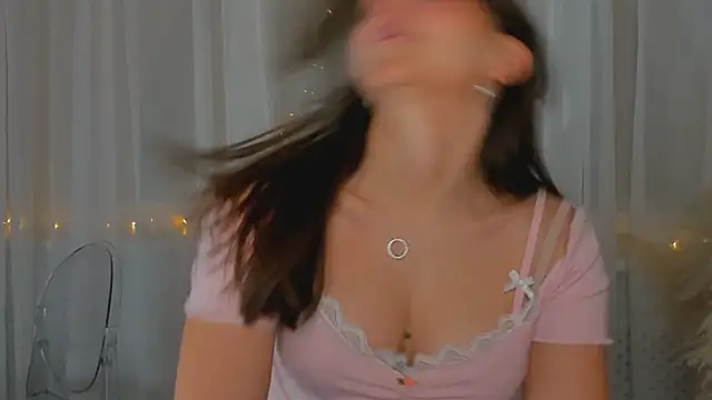 Snapshot of EmiliaDreams chatting on 24, 1, 2025 EmiliaDreams online show from 24, 1, 2025