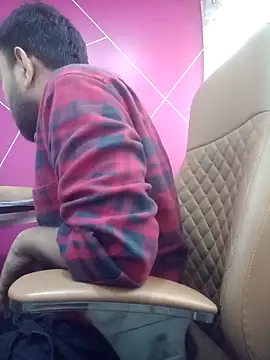 Snapshot of zakly69 chatting on 11, 11, 2025 zakly69 online show from 11, 11, 2025