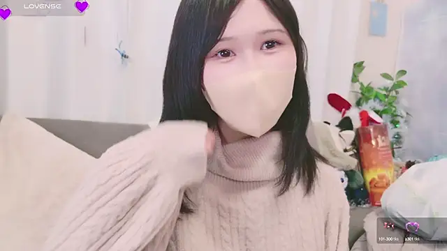Snapshot of Conatsu chatting on 15, 1, 2025 Conatsu online show from 15, 1, 2025