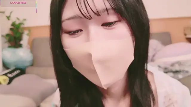 Snapshot of Conatsu chatting on 3, 3, 2025 Conatsu online show from 3, 3, 2025