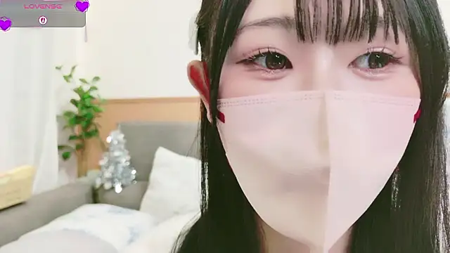 Snapshot of Conatsu chatting on 18, 12, 2025 Conatsu online show from 18, 12, 2025