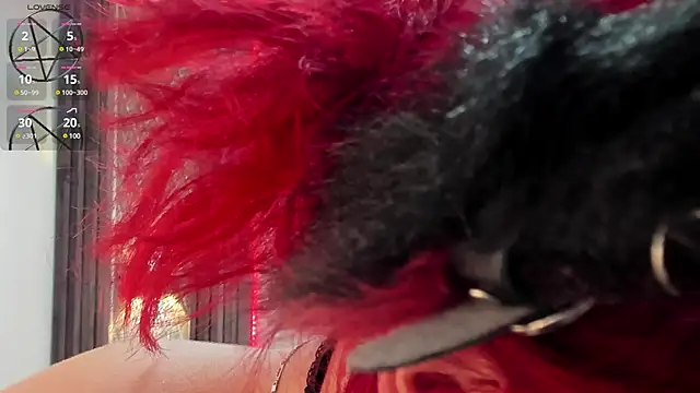 selene red  online show from 1, 2, 2025