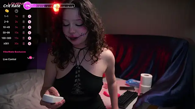 Snapshot of Megan___Cox chatting on 31, 10, 2025 Megan Cox online show from 31, 10, 2025