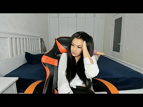 Missykitty01 online show from 18, 9, 2025