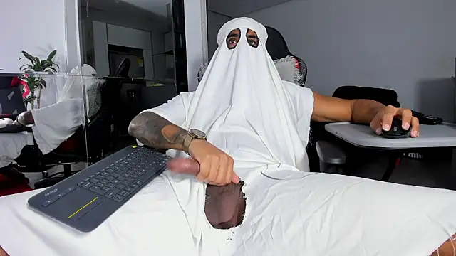 Snapshot of daikokuten_ chatting on 1, 11, 2025 daikokuten online show from 1, 11, 2025