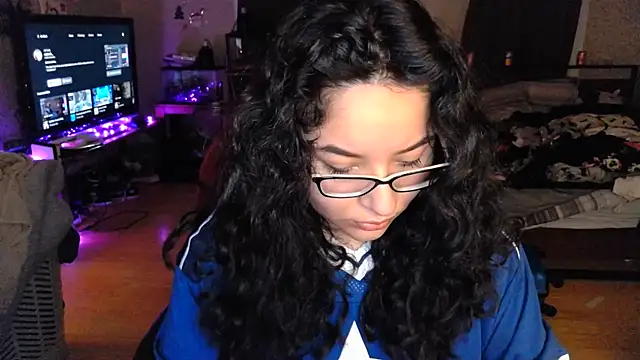 Elliewgfs online show from 16, 12, 2024