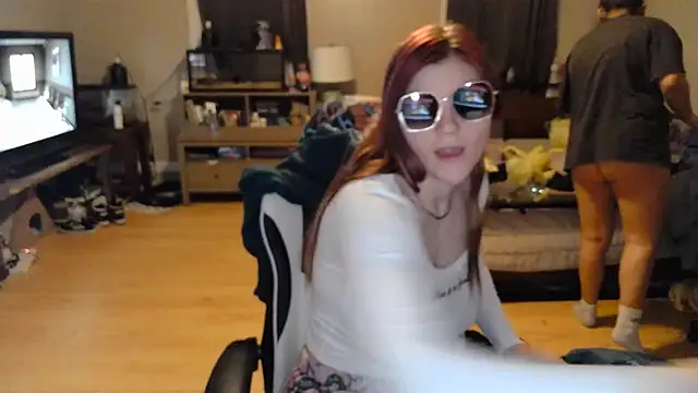 Elliewgfs online show from 8, 2, 2025