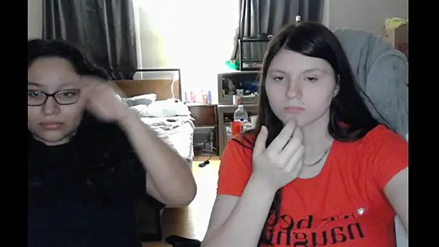 Elliewgfs online show from 17, 3, 2025