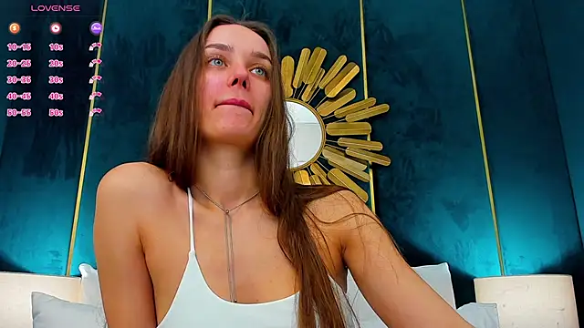 AprilWong online show from 3, 4, 2026