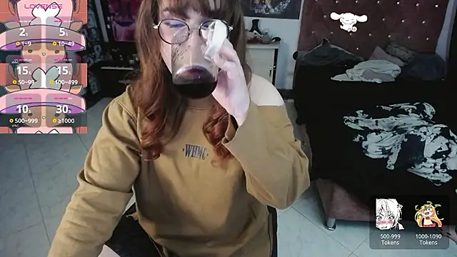 Snapshot of Avril2001 chatting on 2, 12, 2024 Avril2001 online show from 2, 12, 2024