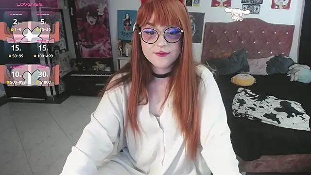 Snapshot of Avril2001 chatting on 30, 12, 2024 Avril2001 online show from 30, 12, 2024