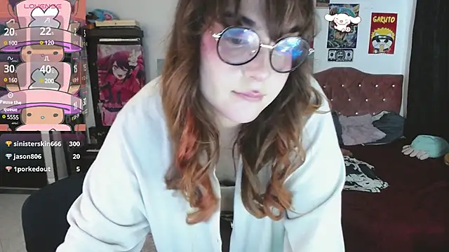 Snapshot of Avril2001 chatting on 21, 2, 2025 Avril2001 online show from 21, 2, 2025