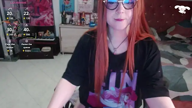 Snapshot of Avril2001 chatting on 12, 10, 2025 Avril2001 online show from 12, 10, 2025