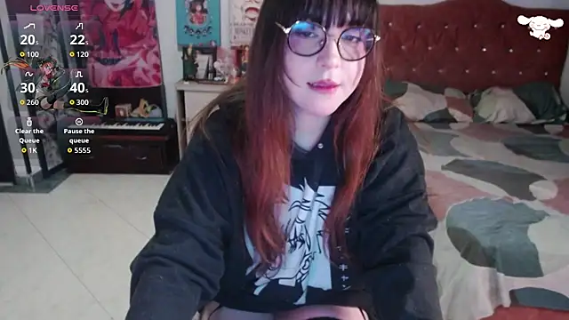 Snapshot of Avril2001 chatting on 16, 10, 2025 Avril2001 online show from 16, 10, 2025