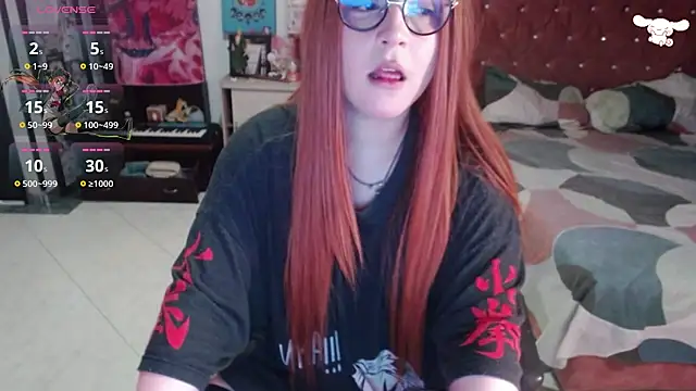 Snapshot of Avril2001 chatting on 17, 10, 2025 Avril2001 online show from 17, 10, 2025