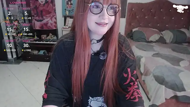 Snapshot of Avril2001 chatting on 21, 11, 2025 Avril2001 online show from 21, 11, 2025