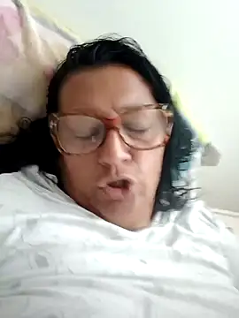 Snapshot of Victoria_Red01 chatting on 13, 2, 2025 Victoria Red01 online show from 13, 2, 2025