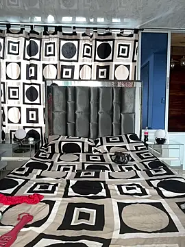 Snapshot of Lya-Kasandra chatting on 6, 3, 2025 Lya-Kasandra online show from 6, 3, 2025