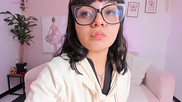 Sweet Namii online show from 20, 9, 2025