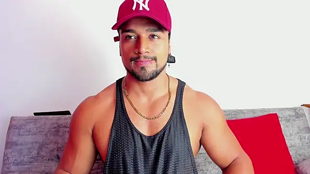 Snapshot of MikeEstevess chatting on 9, 2, 2025 MikeEstevess online show from 9, 2, 2025