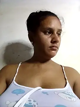 Snapshot of Andreita_95 chatting on 14, 9, 2025 Andreita 95 online show from 14, 9, 2025