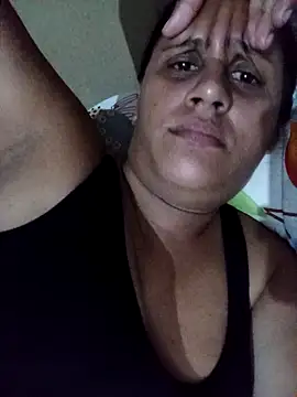 Snapshot of Andreita_95 chatting on 15, 10, 2025 Andreita 95 online show from 15, 10, 2025