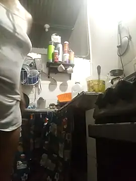 Snapshot of Andreita_95 chatting on 3, 11, 2025 Andreita 95 online show from 3, 11, 2025