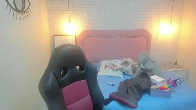 Kittytimberlake online show from 14, 3, 2025