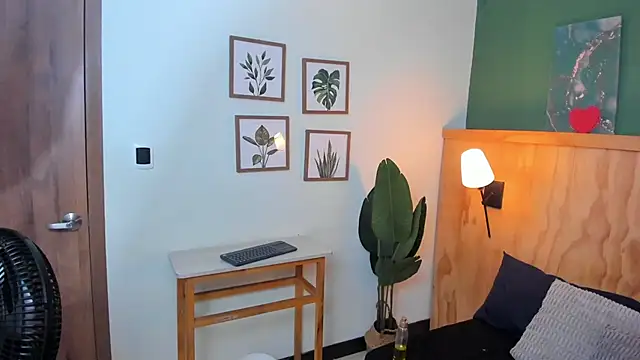 Snapshot of jacob-coper chatting on 24, 10, 2025 jacob-coper online show from 24, 10, 2025