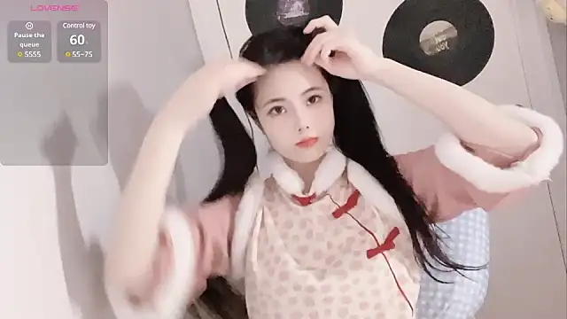 Qedgjwyz1 online show from 3, 2, 2025