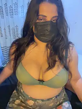 Snapshot of NOORA-GIRL chatting on 17, 5, 2026 NOORA-GIRL online show from 17, 5, 2026
